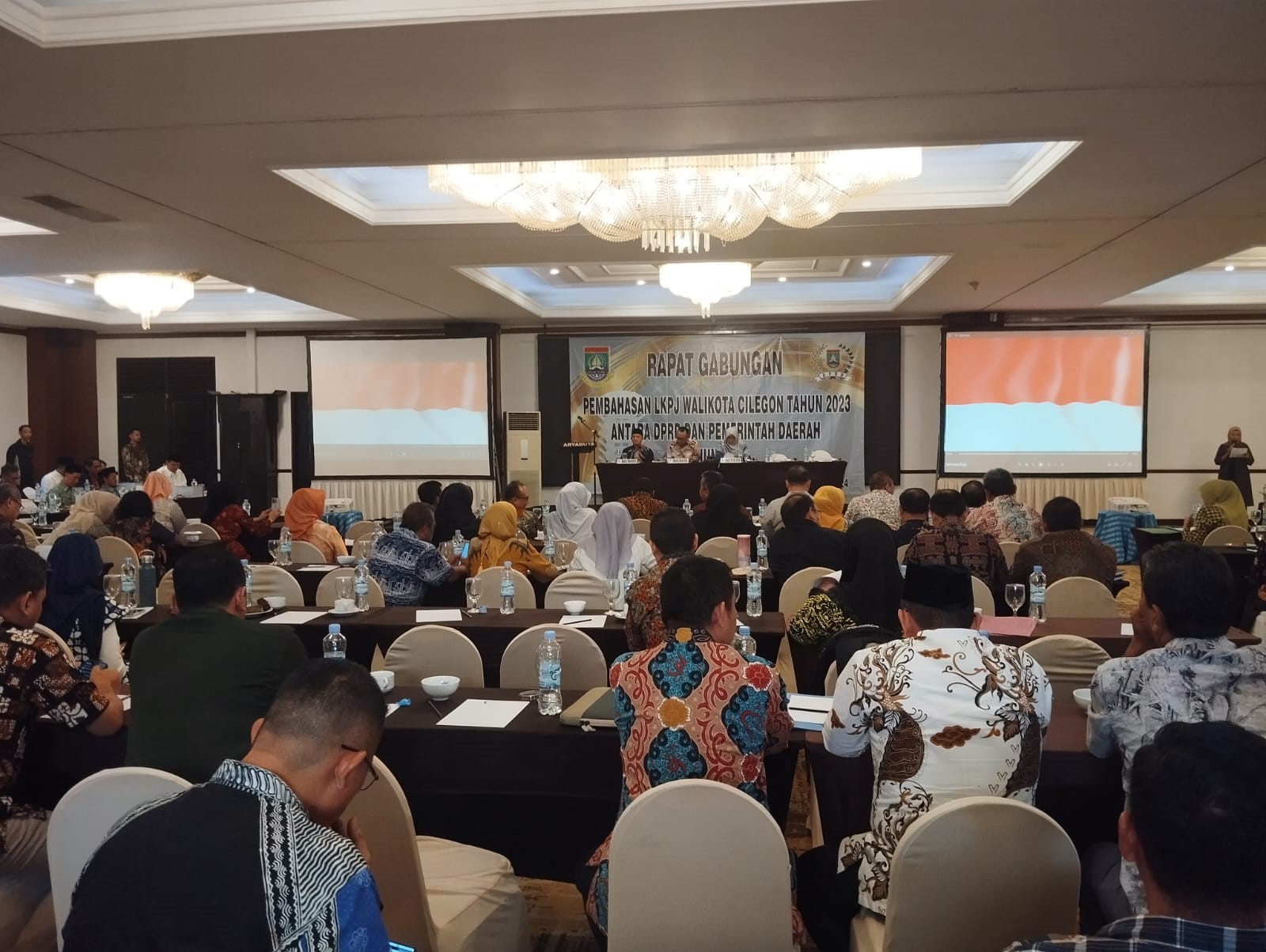 BPBD MENGHADIRI ACARA RAPAT GABUNGAN PEMBAHASAN LKPJ WALIKOTA TAHUN 2023 ANTARA TIM PANITIA KHUSUS DPRD DENGAN PEMERINTAH KOTA CILEGON